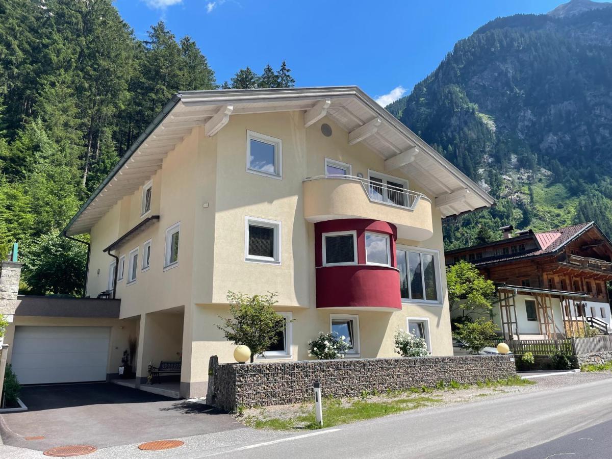 Kallis Appartement Mayrhofen Extérieur photo